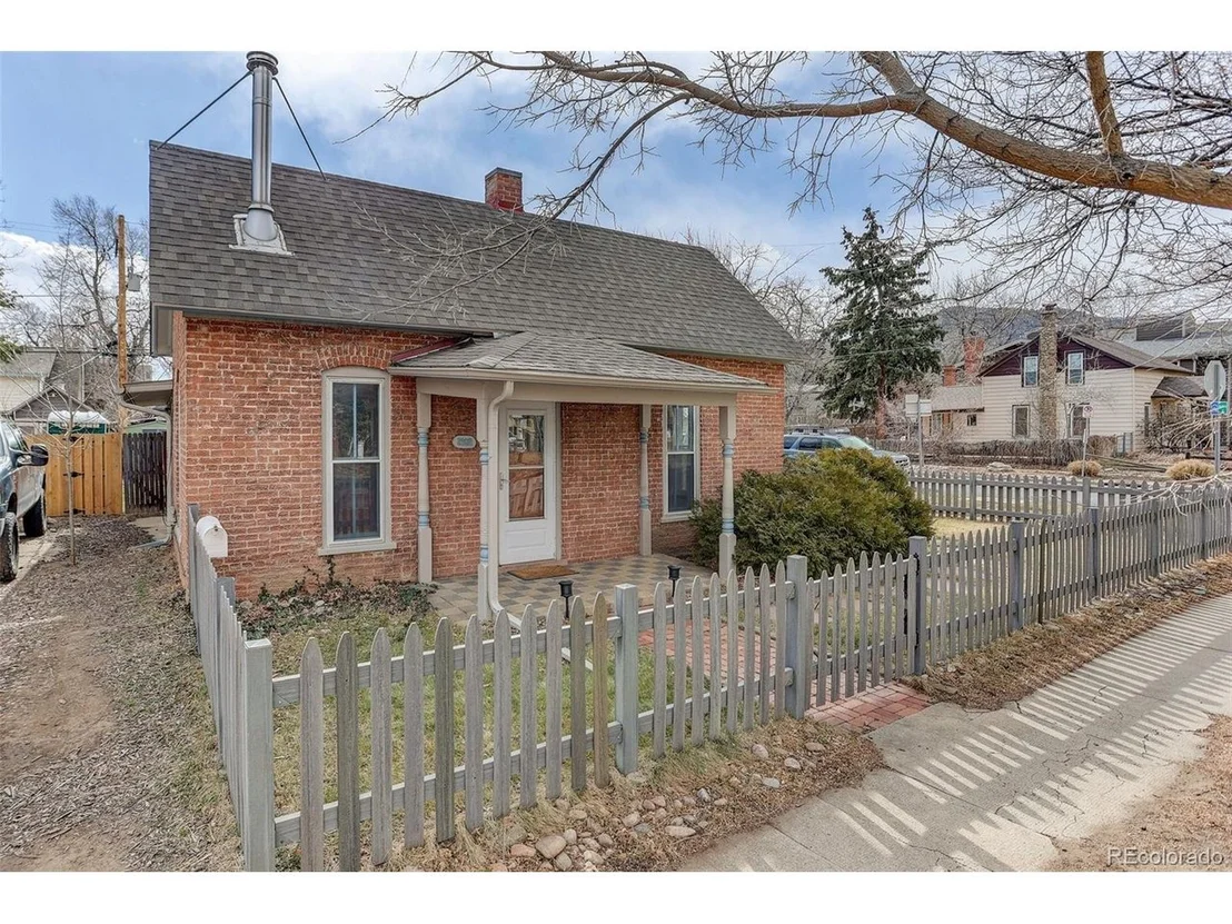 Photo of 1902 Grove St