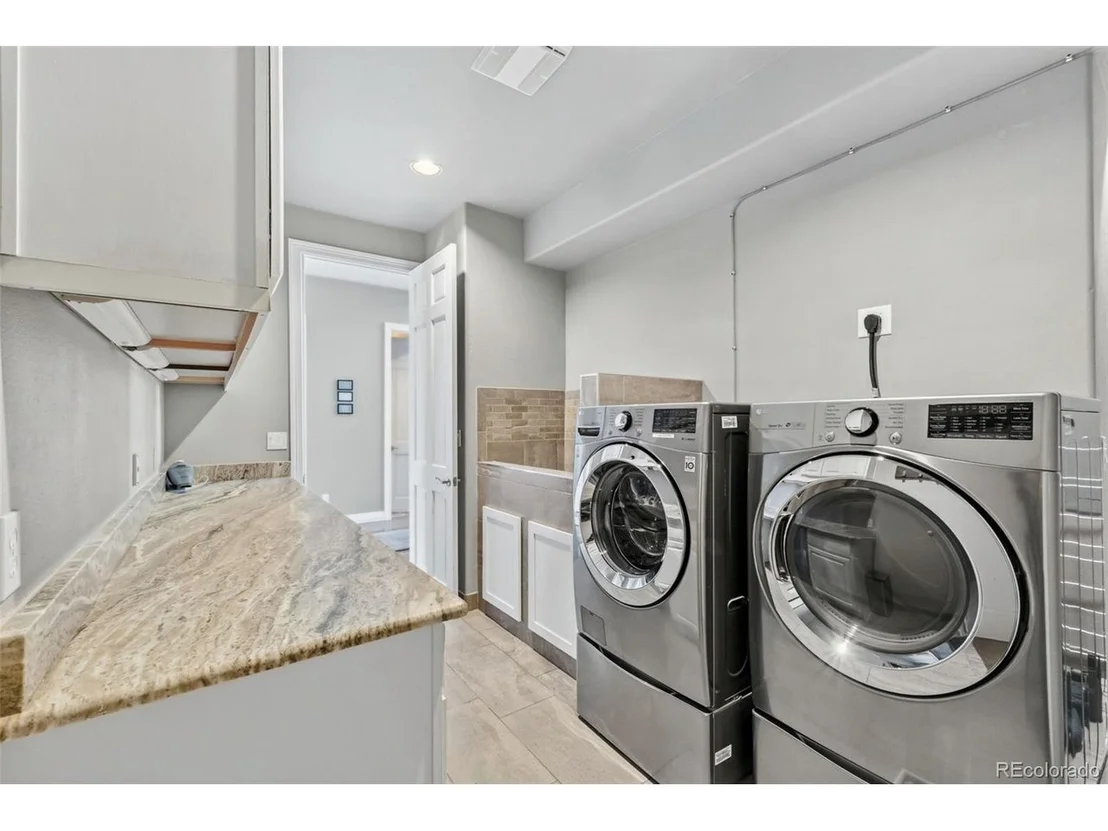Photo of 162 High Meadow Dr
