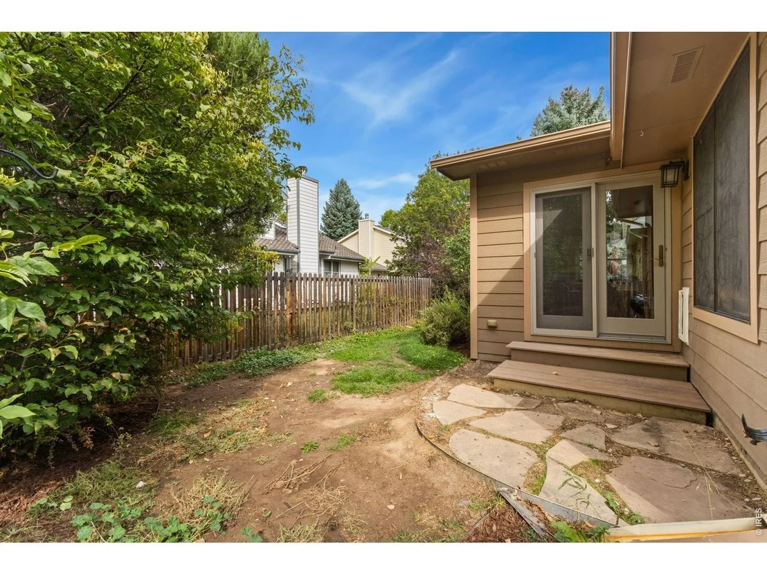 Photo of 1562 Faraday Cir