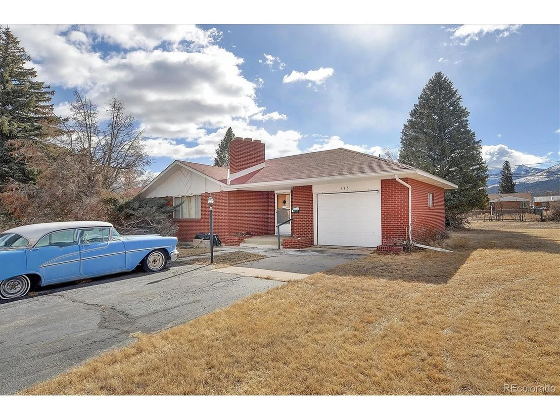 Photo of 545 Ouray Ave