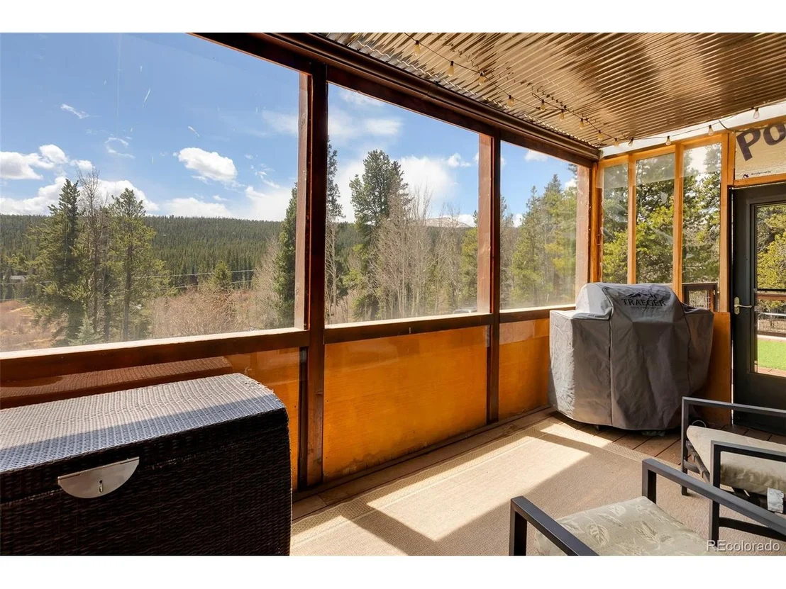 Photo of 2891 Nugget Rd