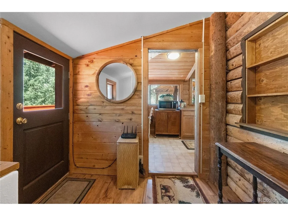 Photo of 48 Linn Cir