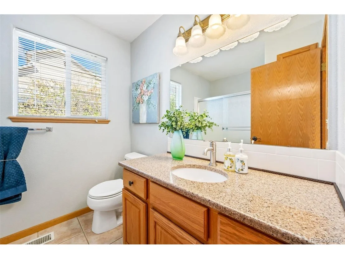 Photo of 2243 Breckenridge Dr