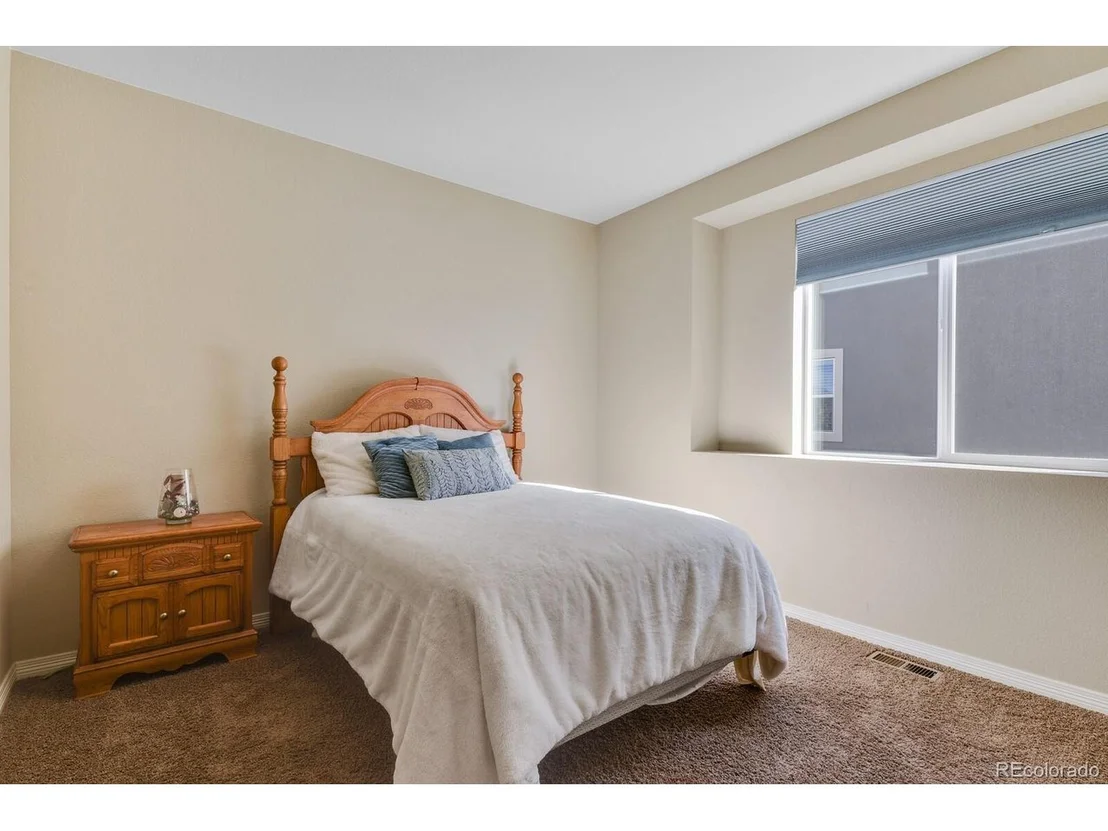 Photo of 5516 Fairmount Dr