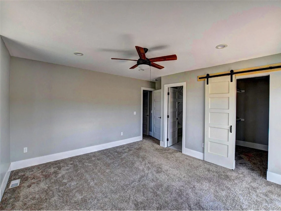 Photo of 2339 Arrowhead Dr