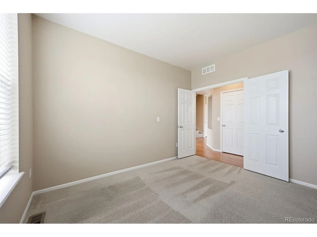 Photo of 42007 Westchester Cir