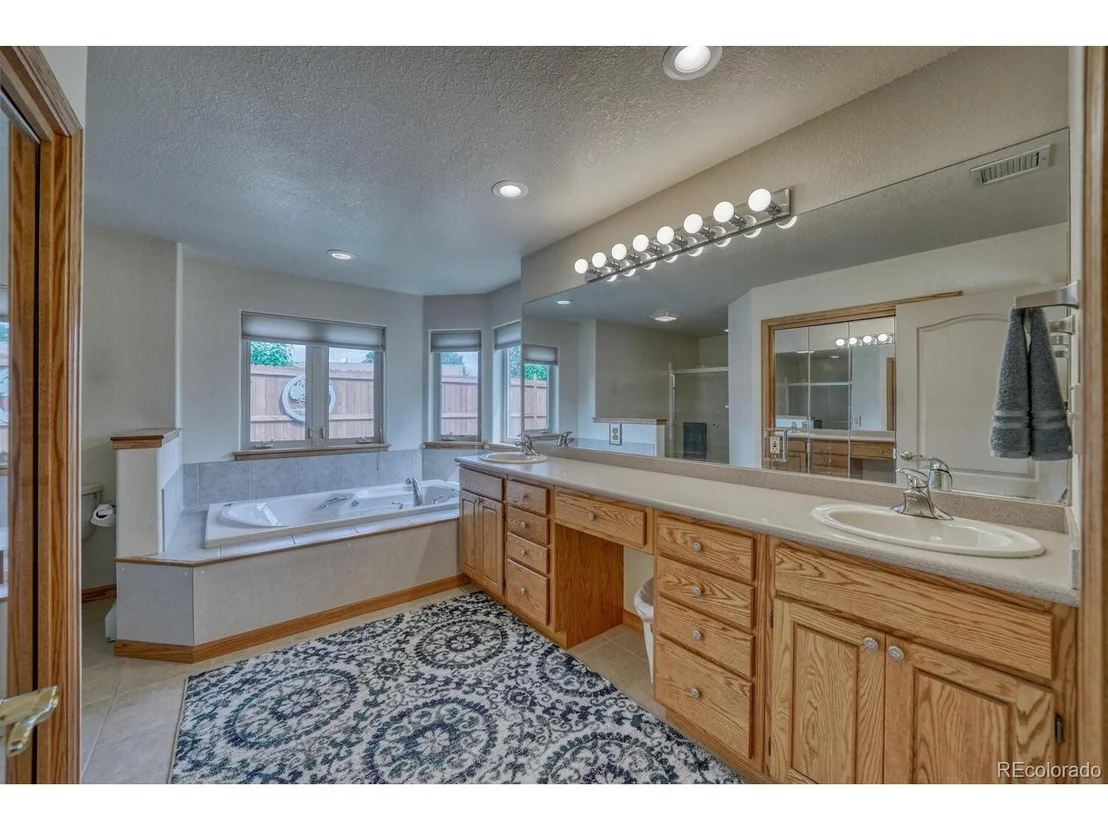 Photo of 127 Mesa Cir
