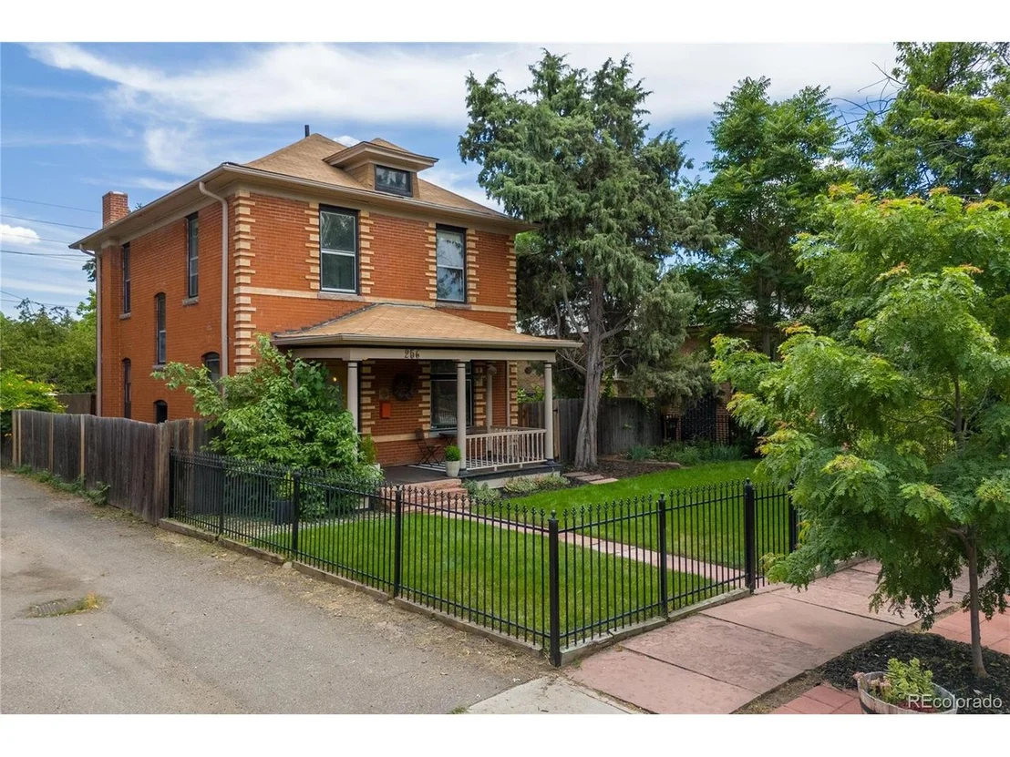 Photo of 256 Bannock St