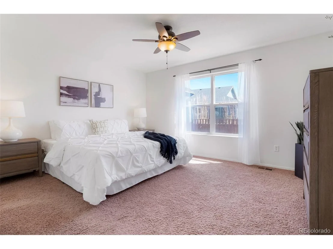 Photo of 1728 Dyer Loop
