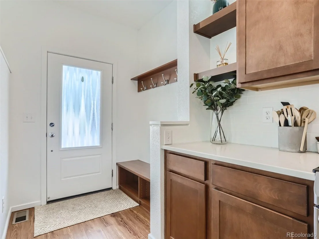 Photo of 1476 W 67th Pl