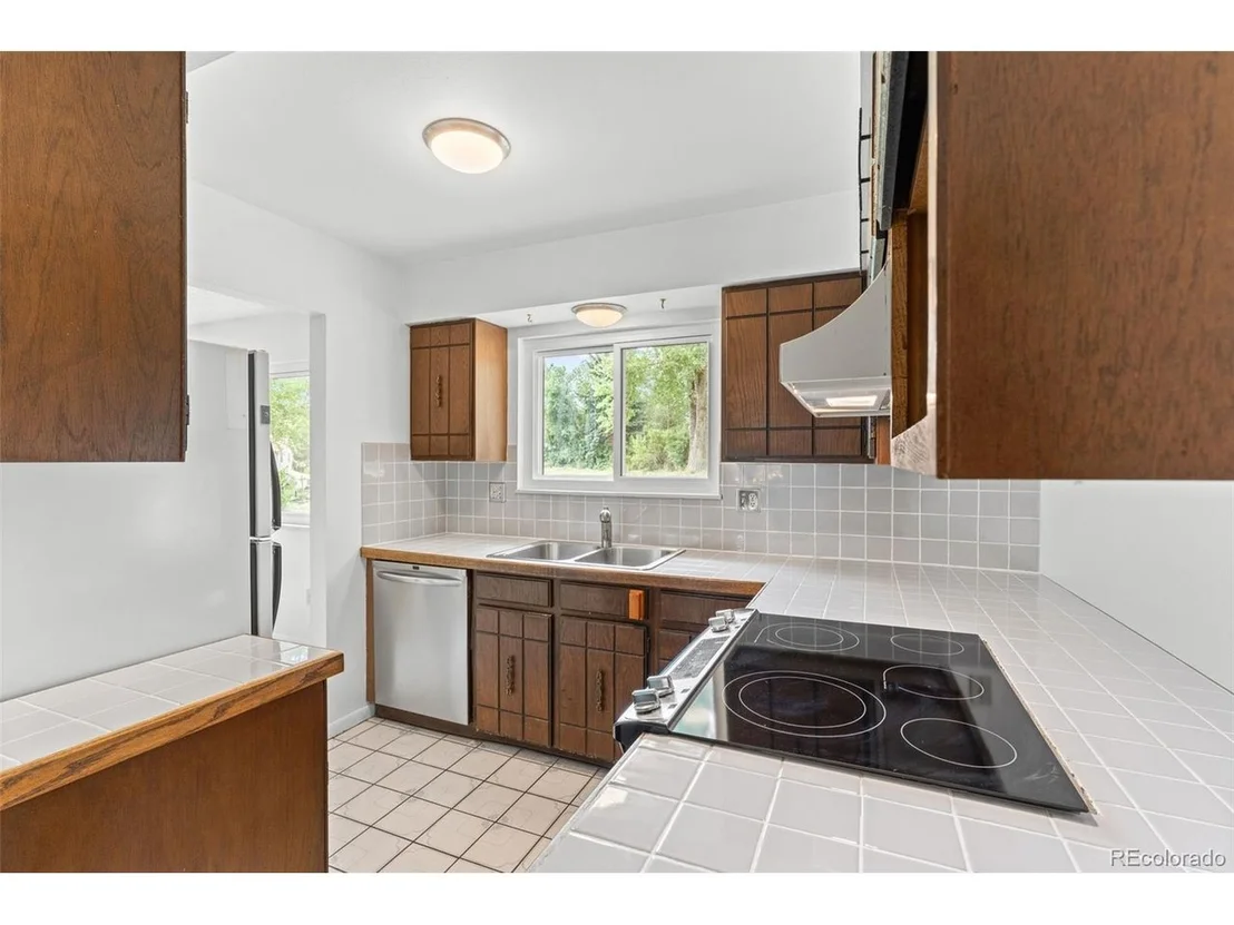 Photo of 9424 W 75th Way