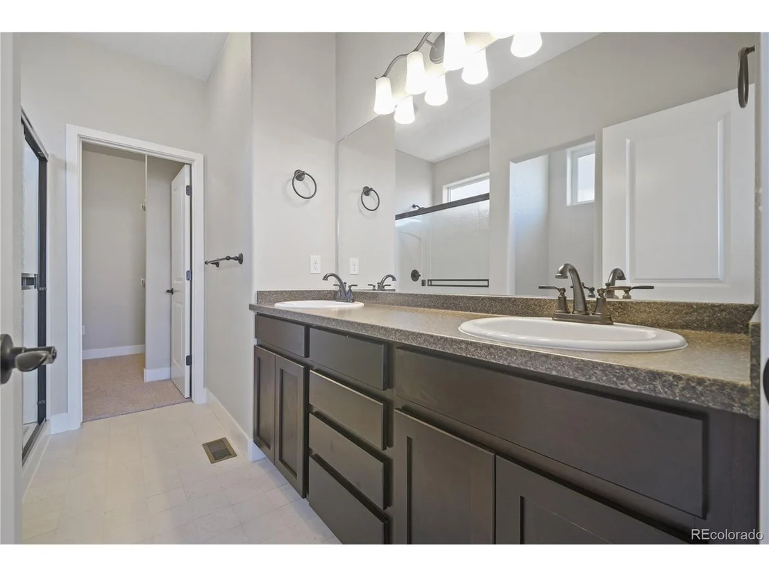 Photo of 811 Forest Canyon Rd