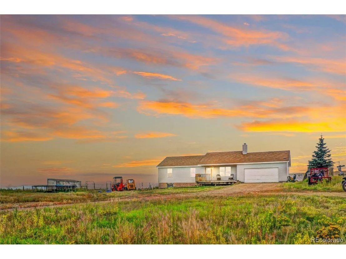 Photo of 350 Antero Dr