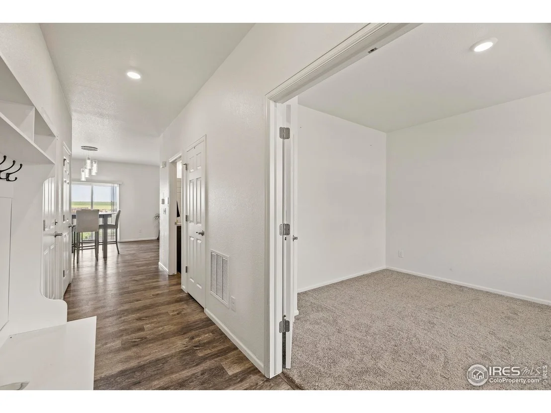 Photo of 147 Hidden Lake Dr