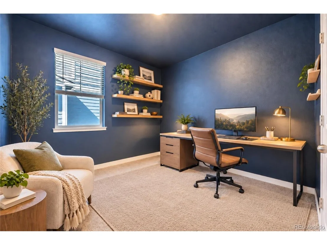 Photo of 45871 Orchid Ave