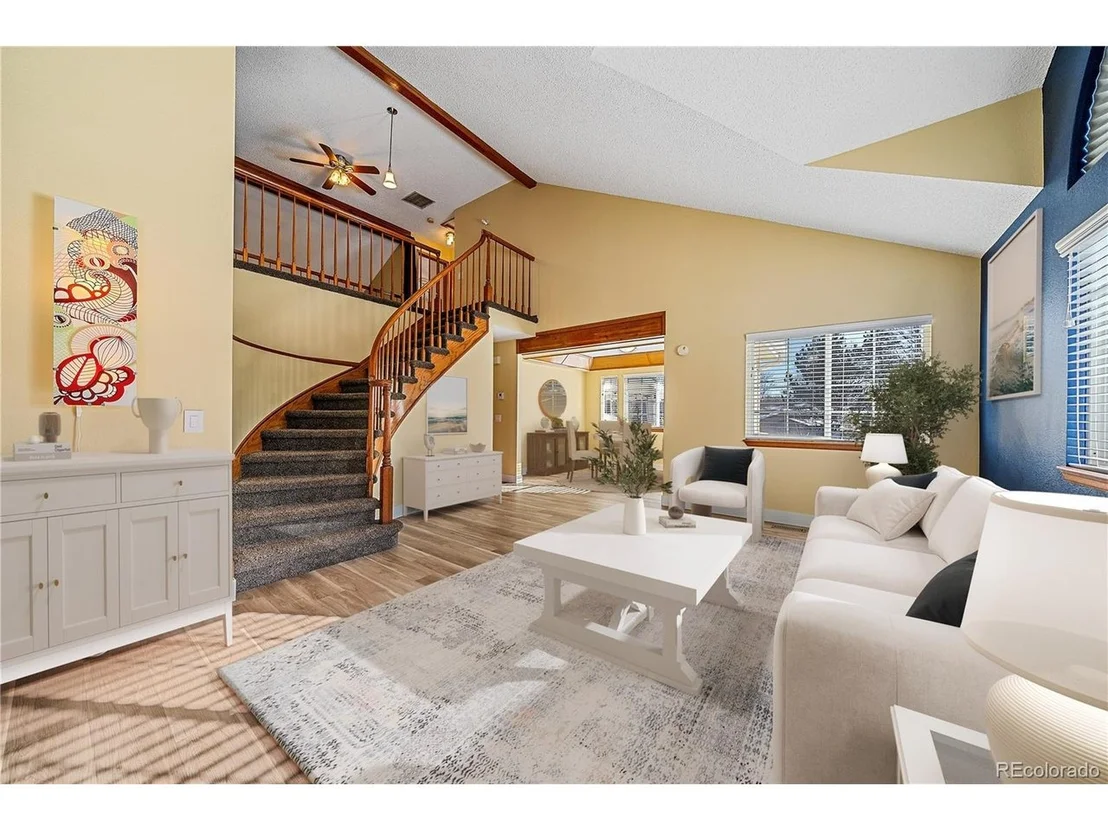 Photo of 6810 Simms Ct