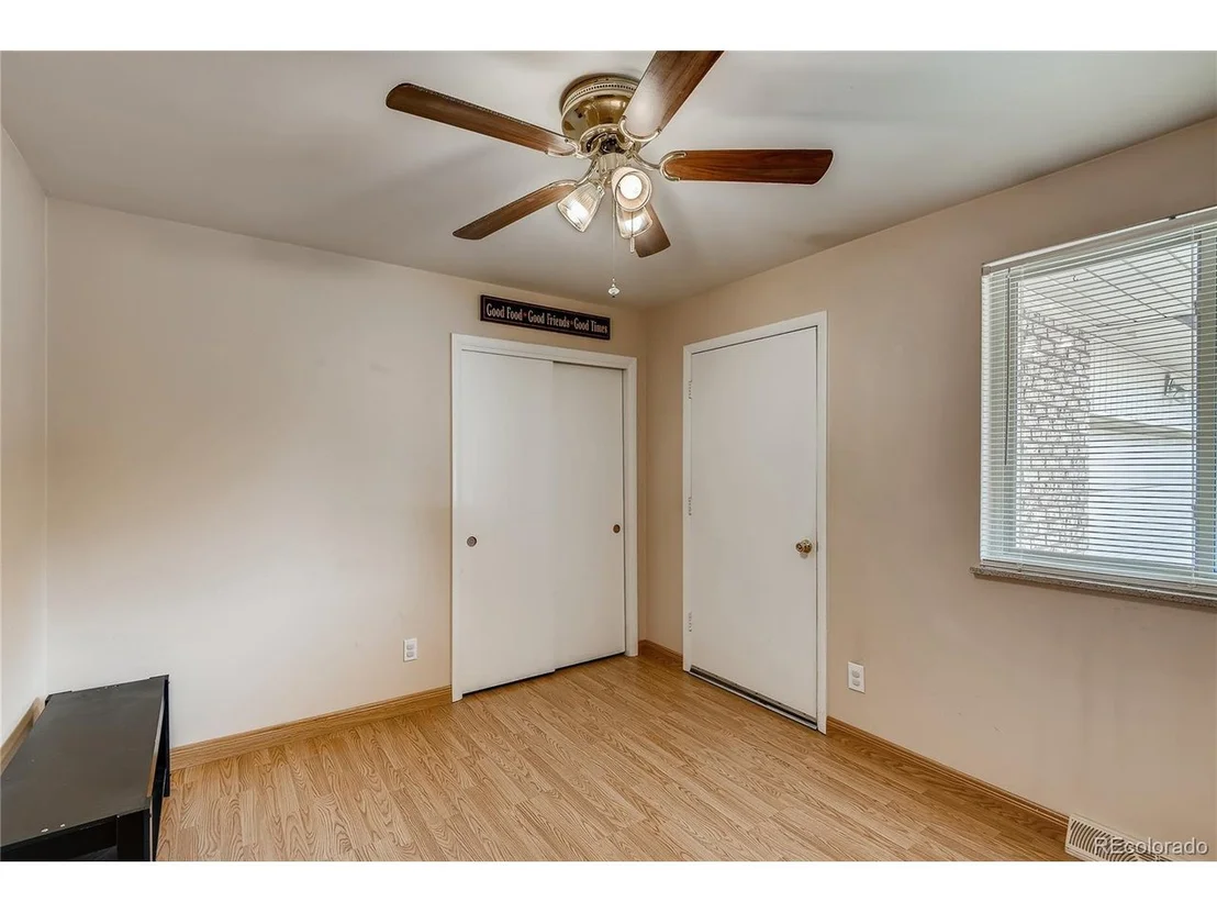 Photo of 295 Vaughn St