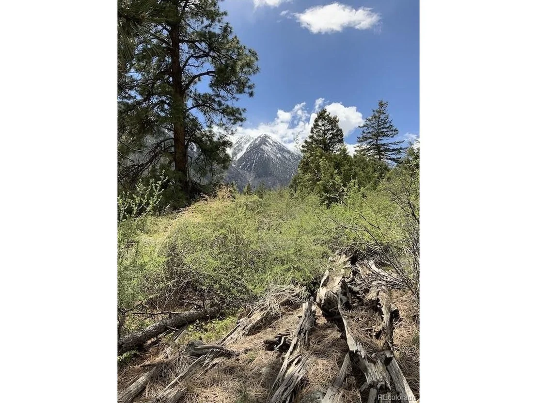 Photo of 18957 County Road 162