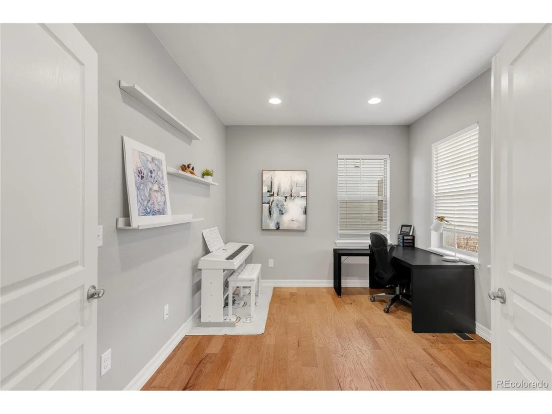 Photo of 16554 Prospect Ln