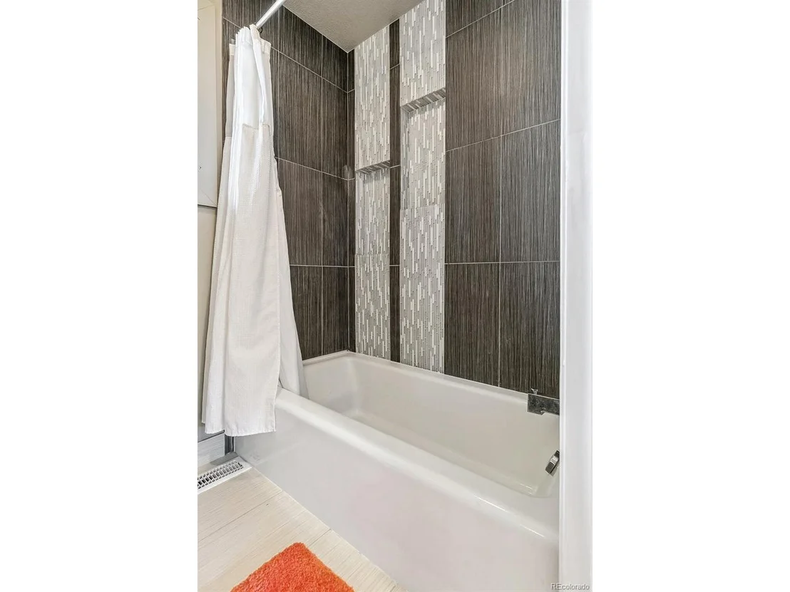 Photo of 1927 Sunset Cir