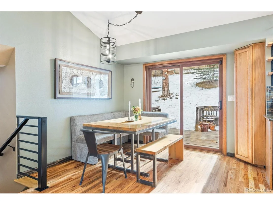Photo of 27218 Mountain Park Rd