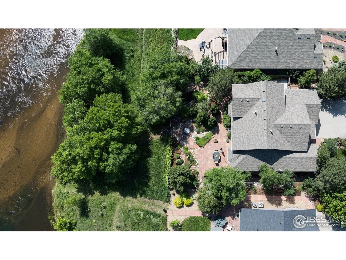 Photo of 320 McConnell Dr