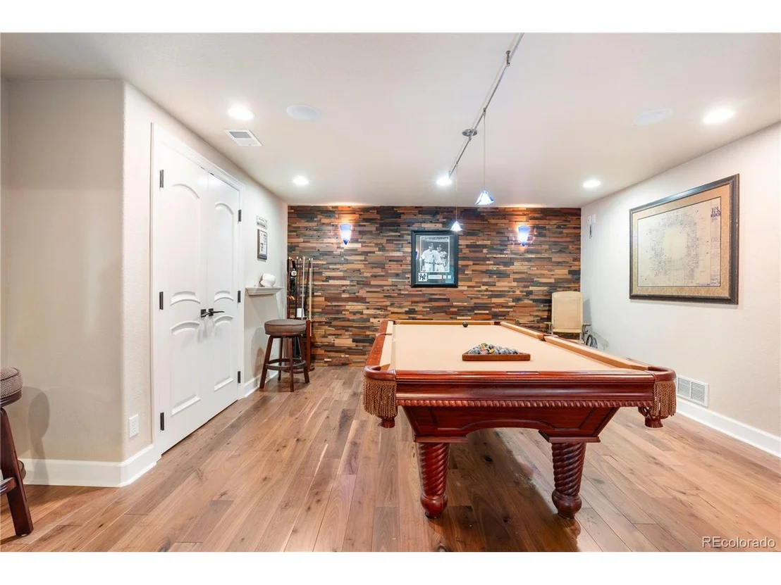 Photo of 7723 Devinney Ct