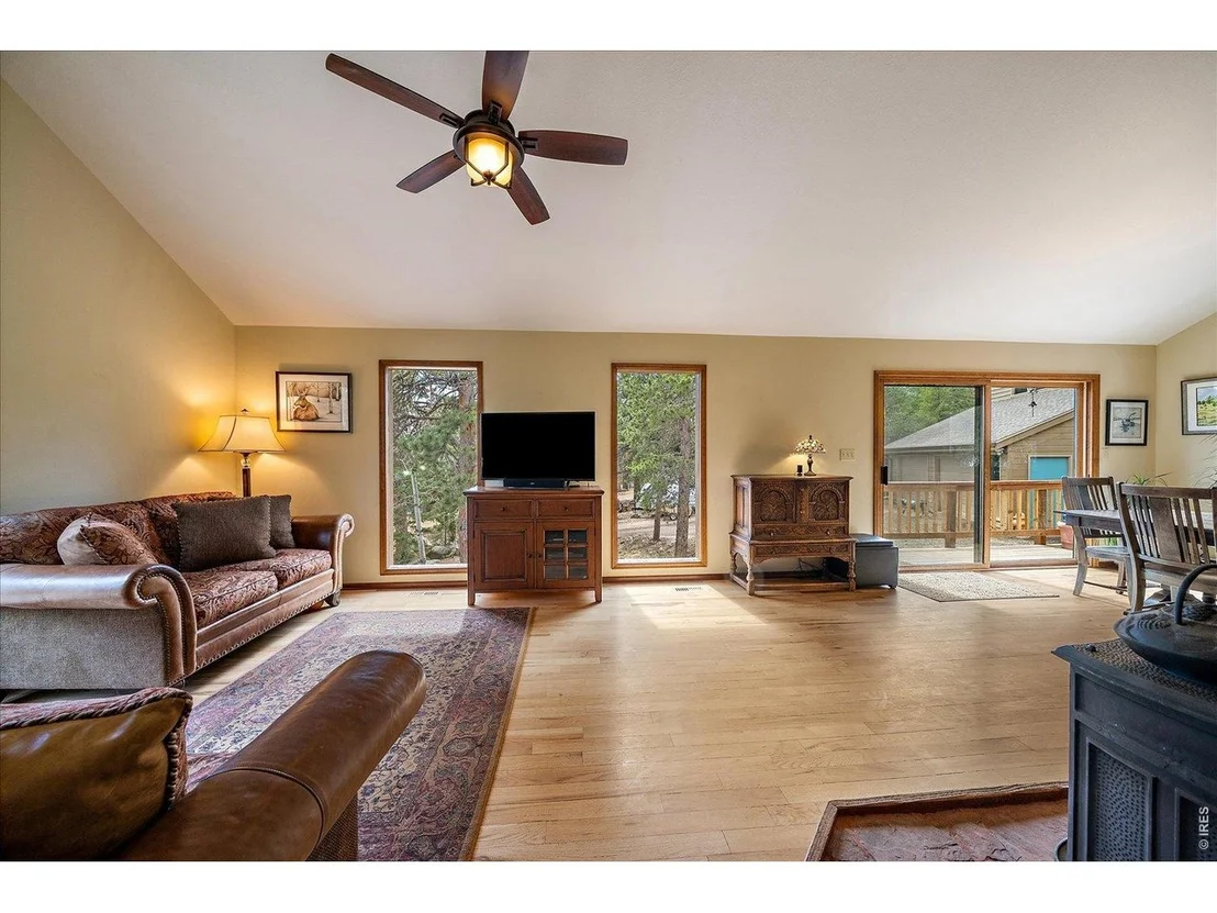 Photo of 902 Rock Lake Rd