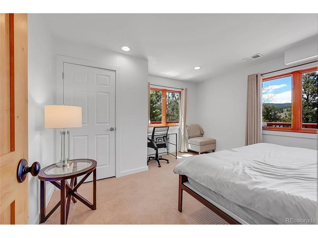 Photo of 247 Alpine Dr