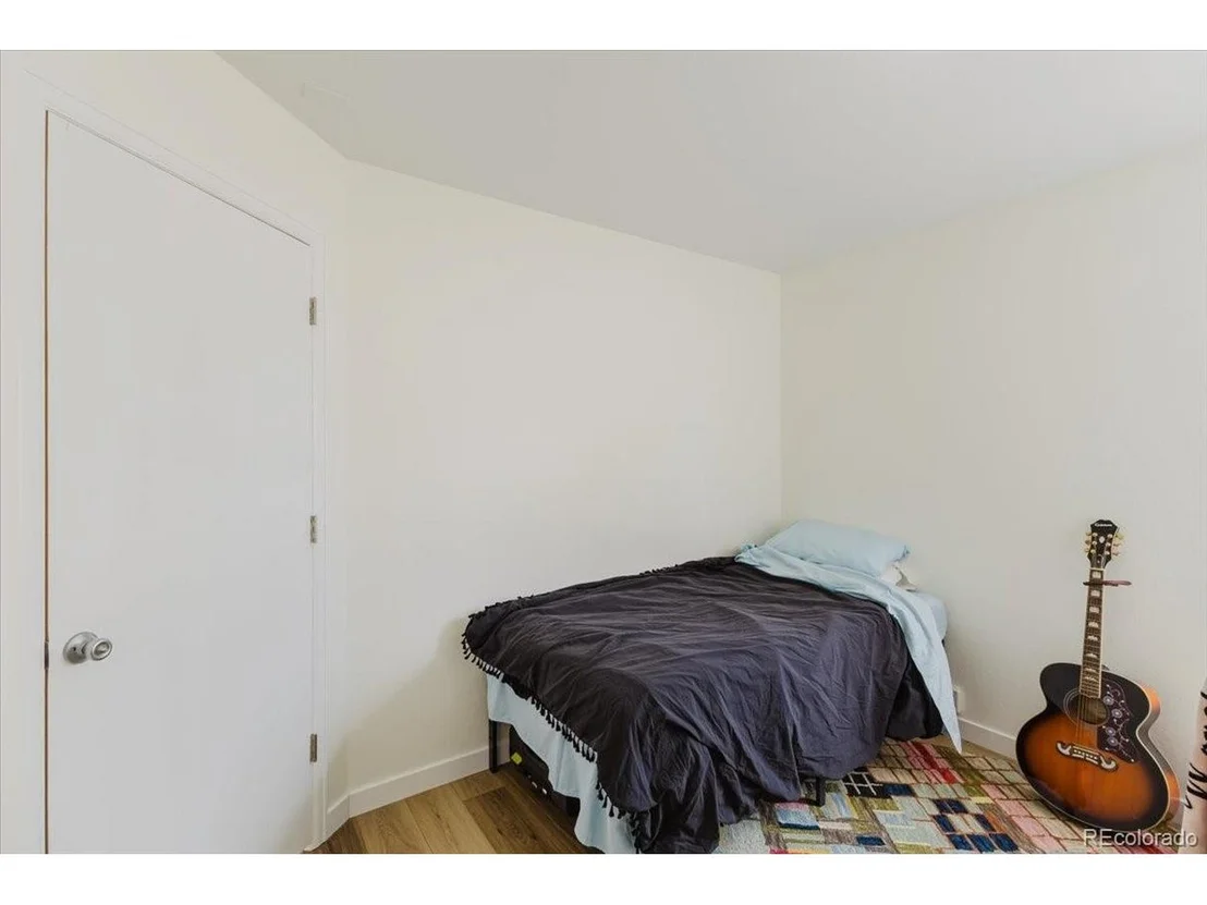 Photo of 9350 Morfontaine Rd