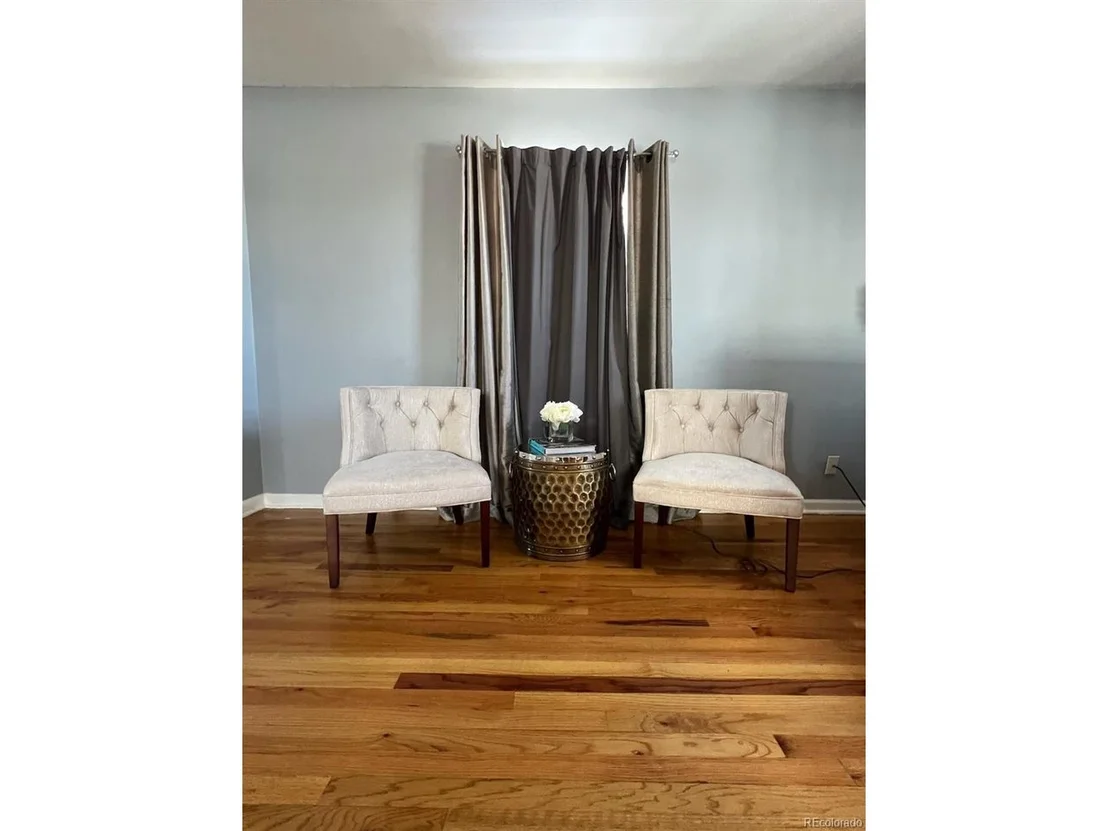 Photo of 10029 Dodge Dr