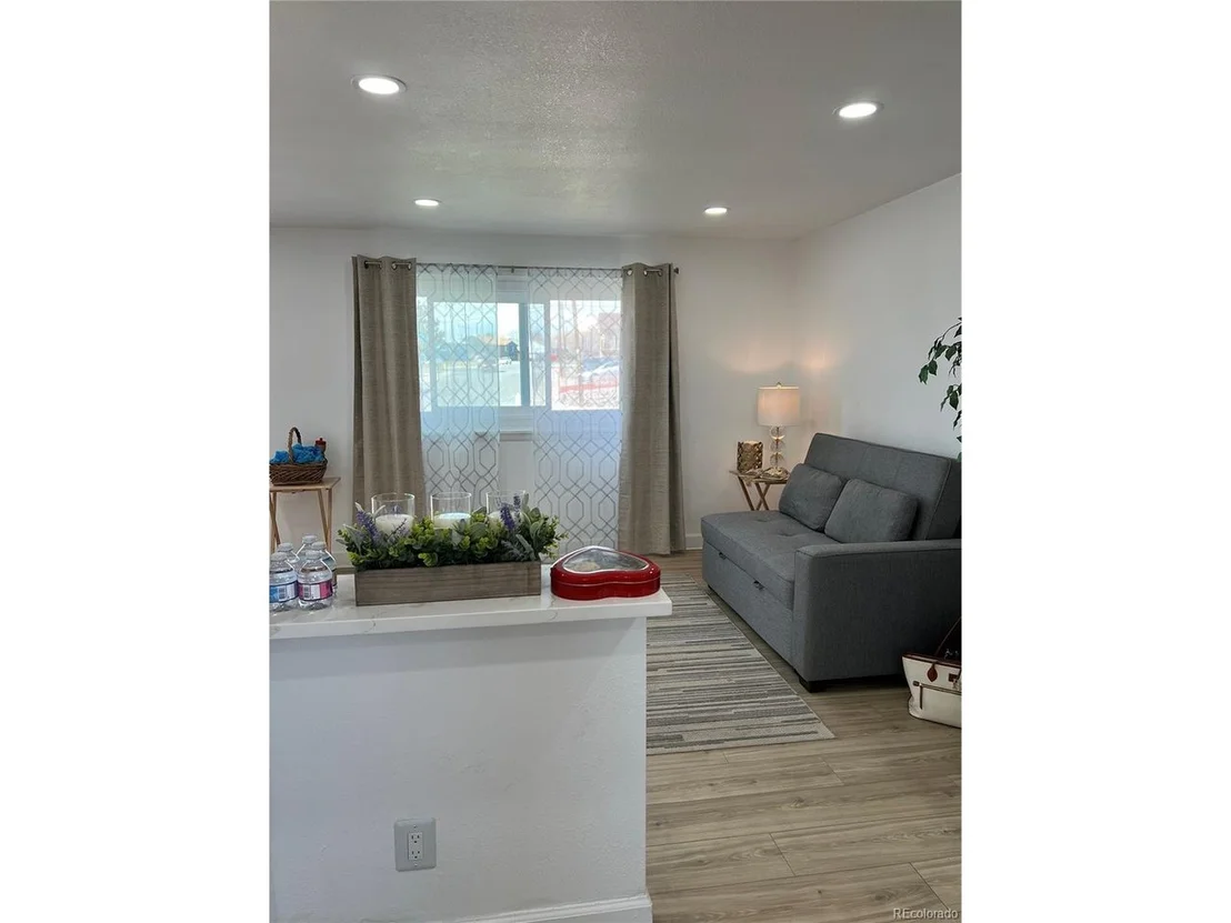 Photo of 7956 Joan Dr