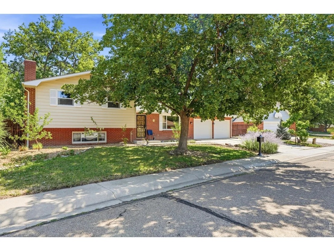 Photo of 14 Princeton Cir