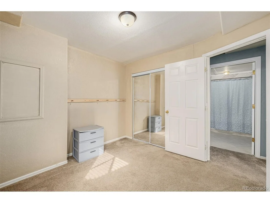 Photo of 7593 E 130th Cir