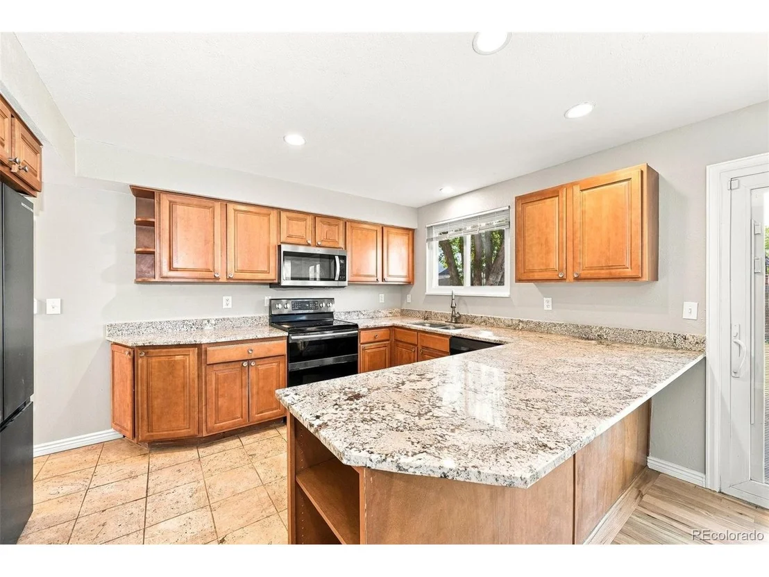 Photo of 17454 E Prentice Cir