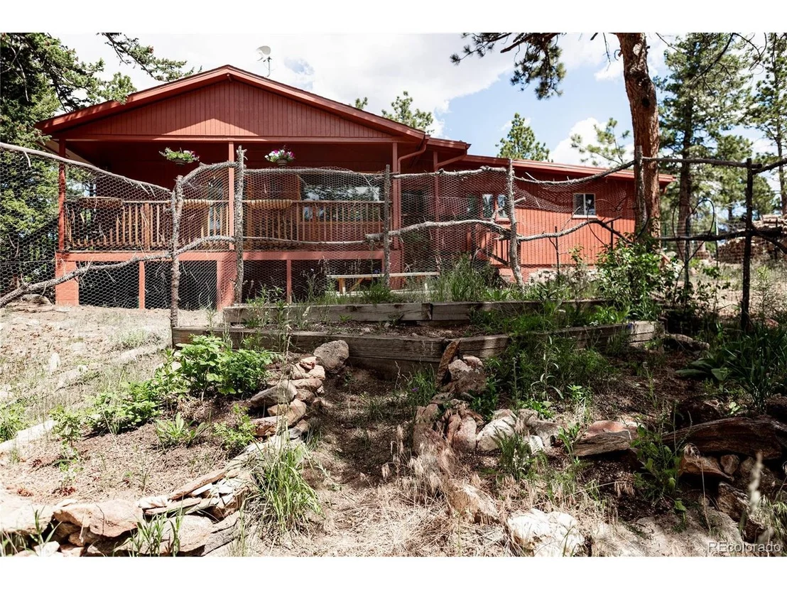 Photo of 297 Circle Dr