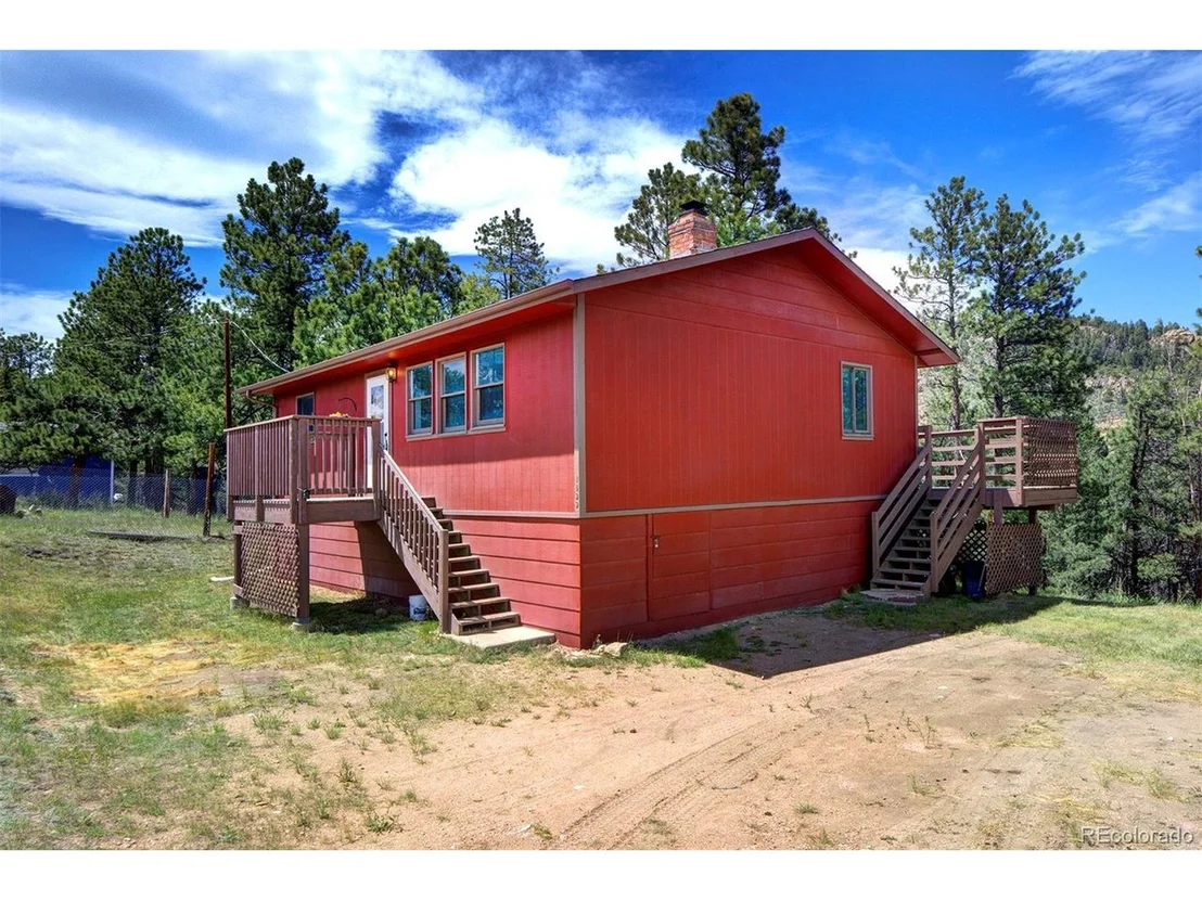 Photo of 1899 Roland Dr
