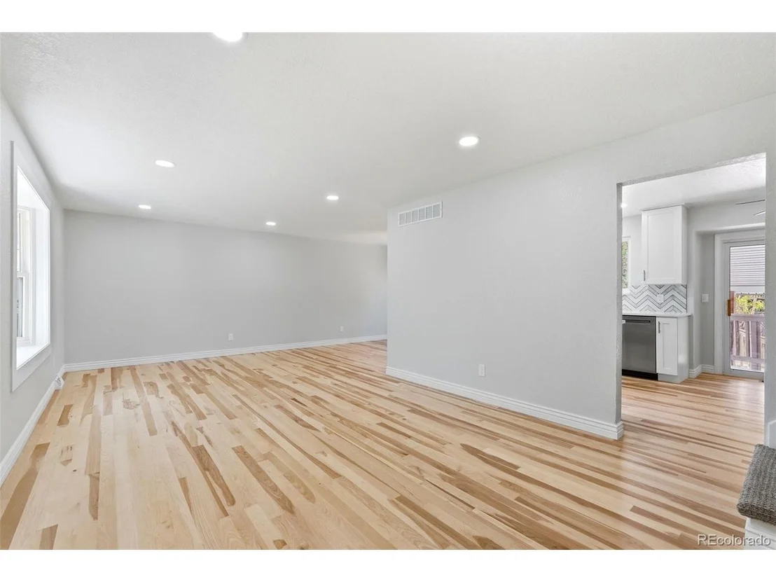 Photo of 8496 Quay Drive