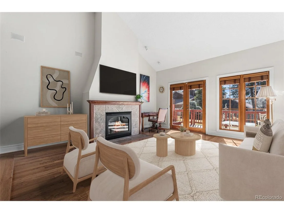 Photo of 1657 W 115th Cir