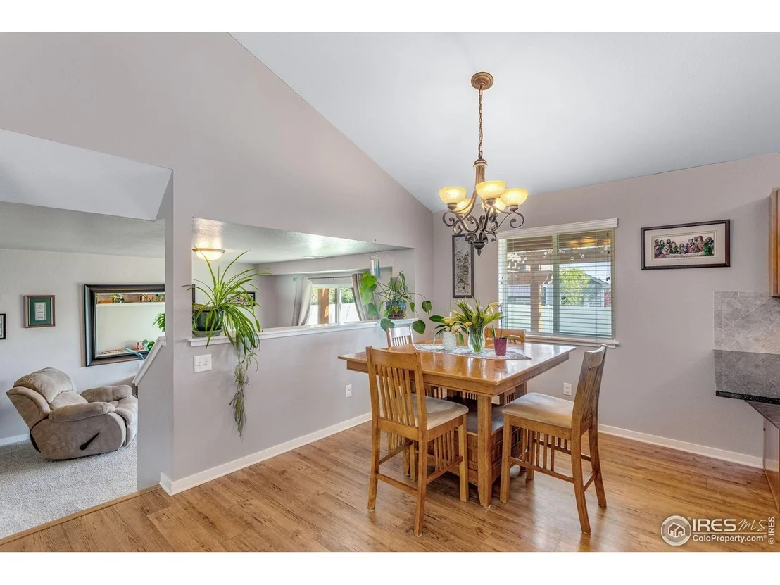 Photo of 680 Saratoga Way