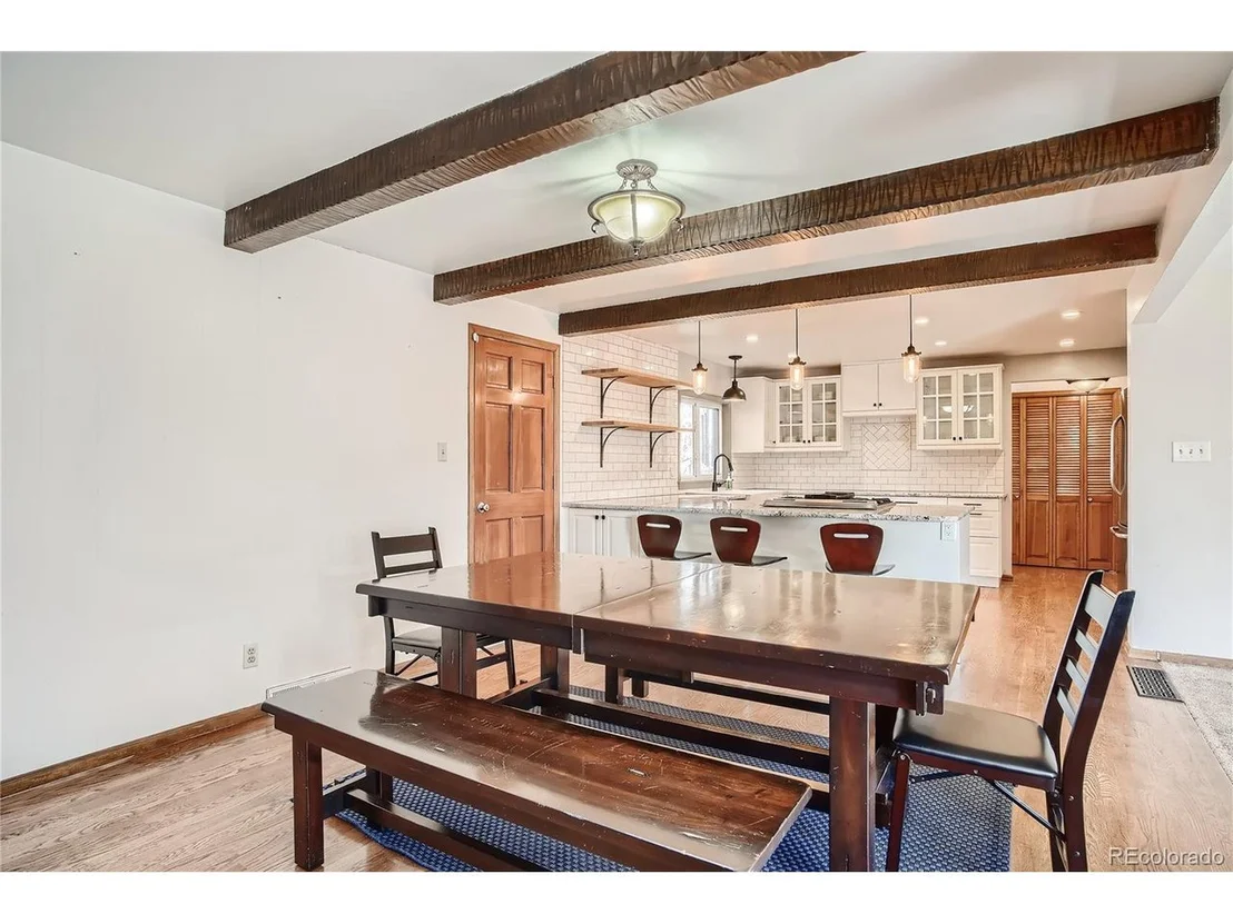 Photo of 6988 Carr Ct