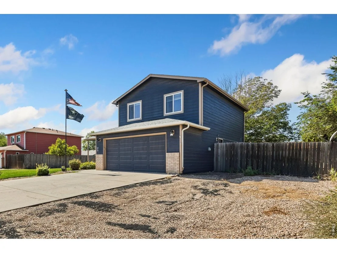 Photo of 627 Ash Ave