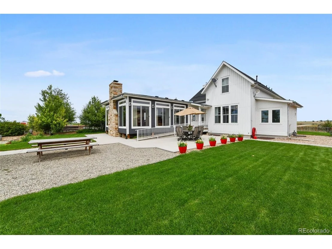 Photo of 6261 County Road 41