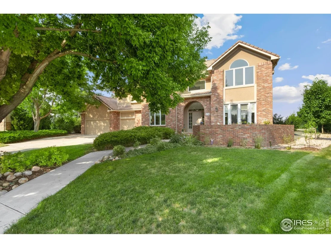 Photo of 378 High Pointe Dr