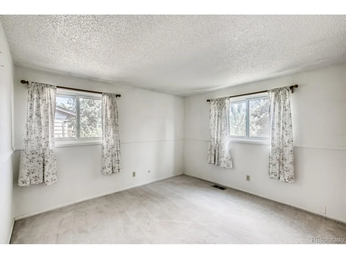 Photo of 1331 Lefthand Dr