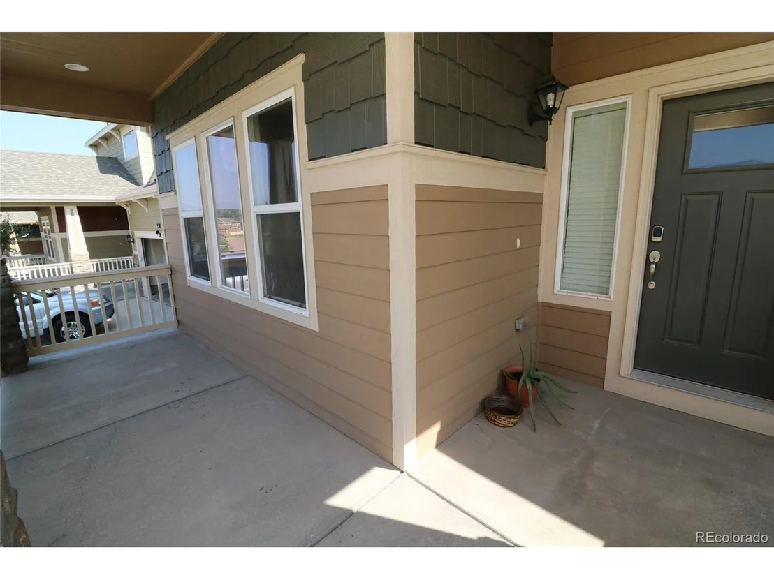 Photo of 930 Antrim Loop