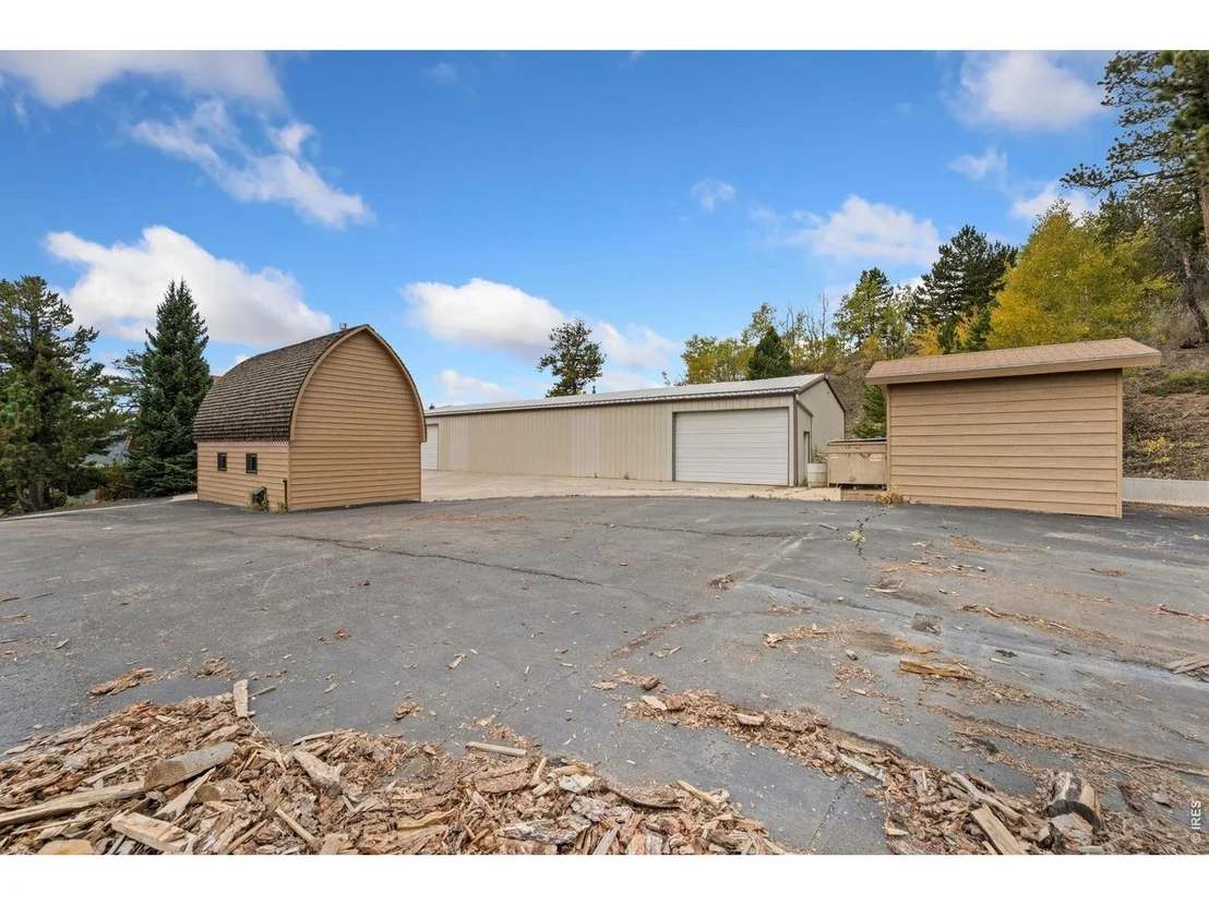 Photo of 697 N Beaver Rd