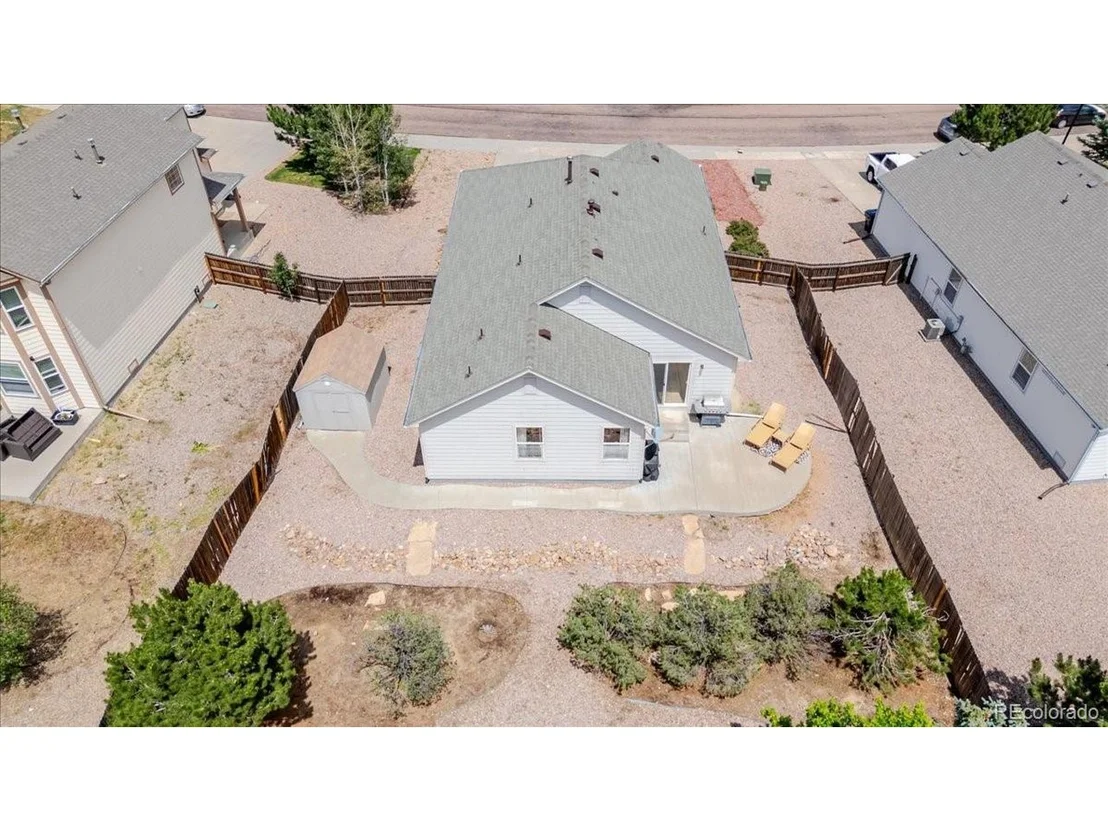 Photo of 9350 Morfontaine Rd