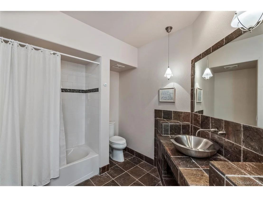 Photo of 1744 Falcon Dr