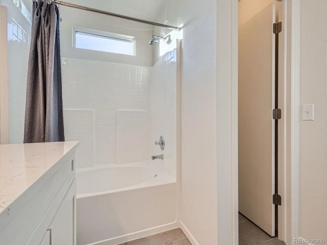 Photo of 5297 Suffolk Cir